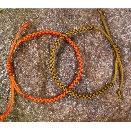 Éclat Solaire Duo de Bracelets Macramé Orange et Doré
