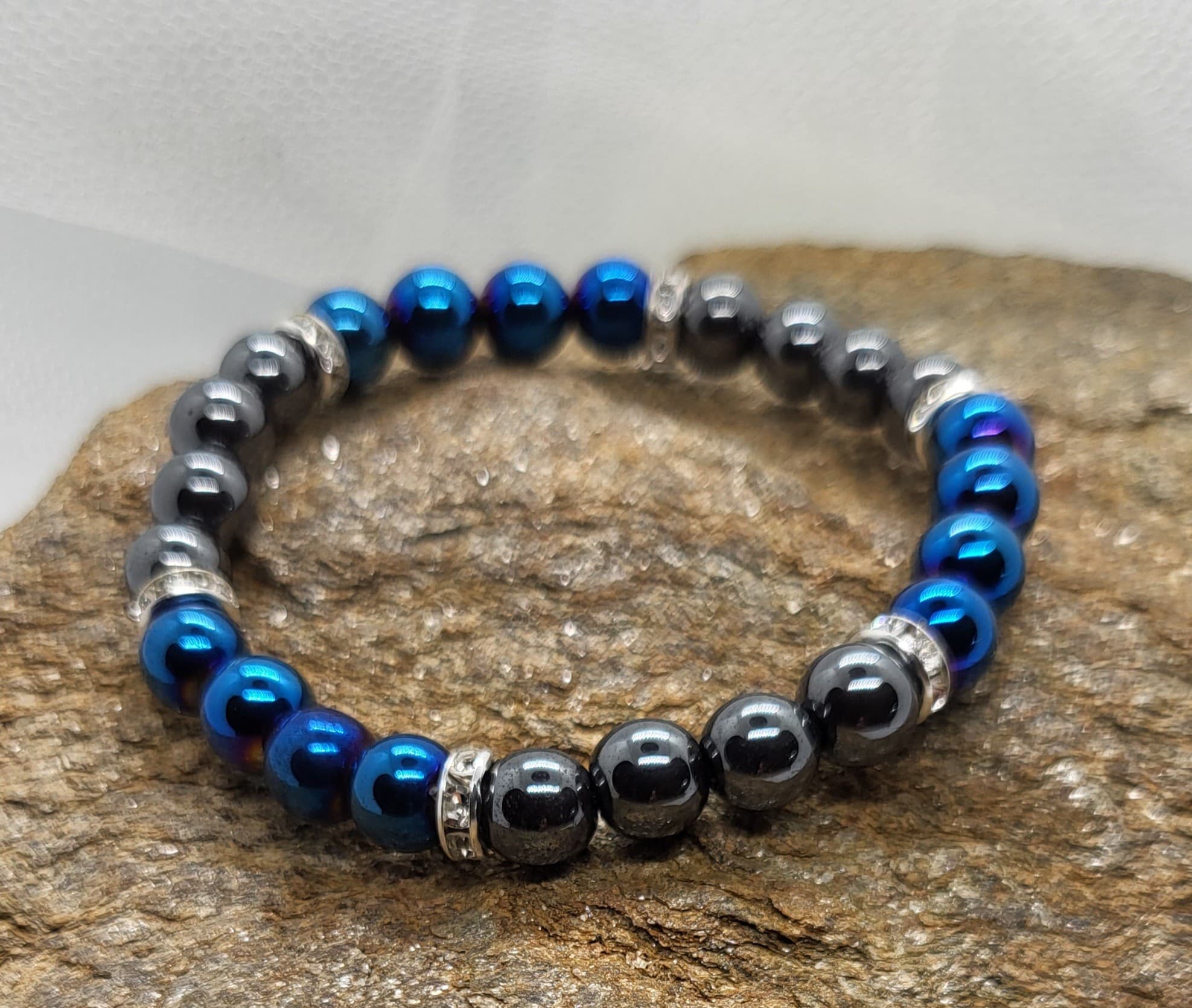 Bracelet Hématite - Pour les amateurs de mystère et d'élégance